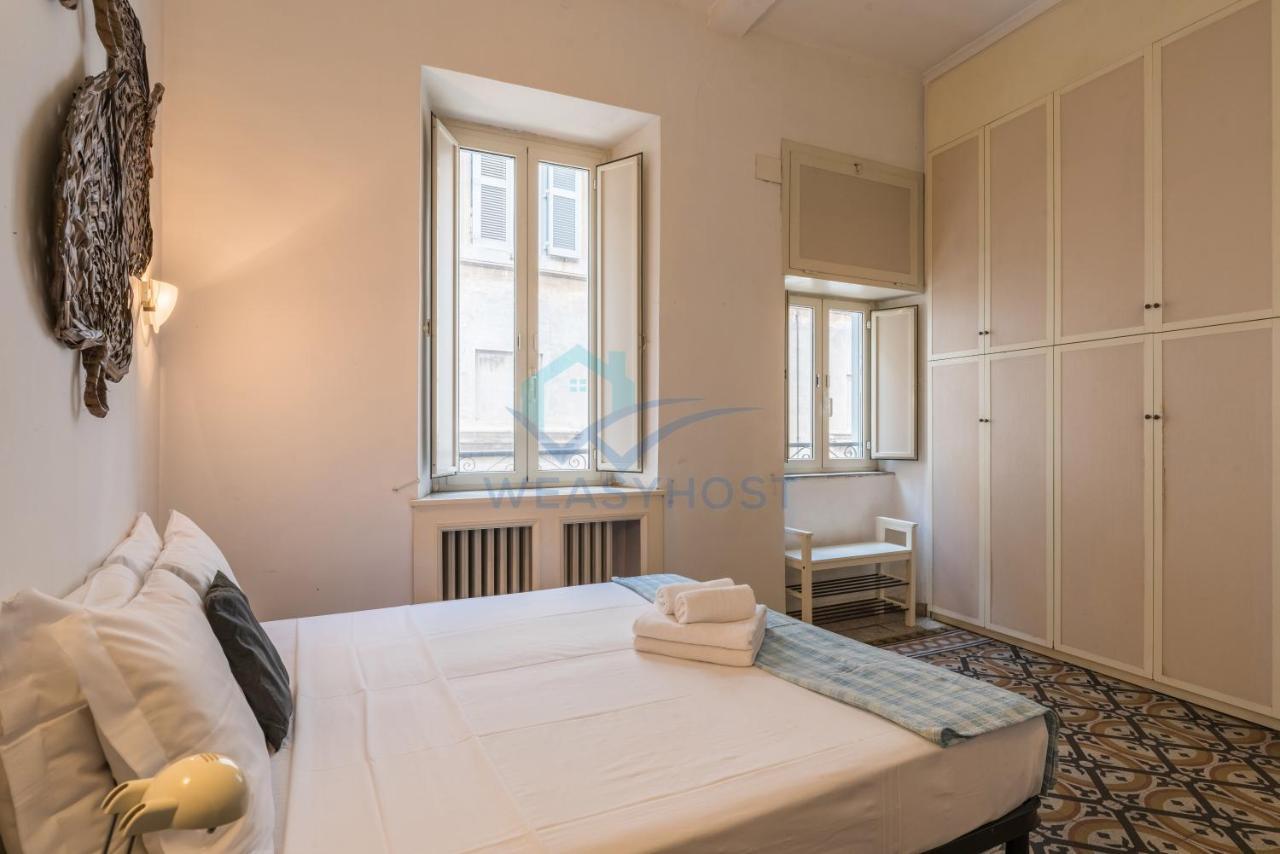 Apartment Warm Nest In The Old Building Of Piazza Navona